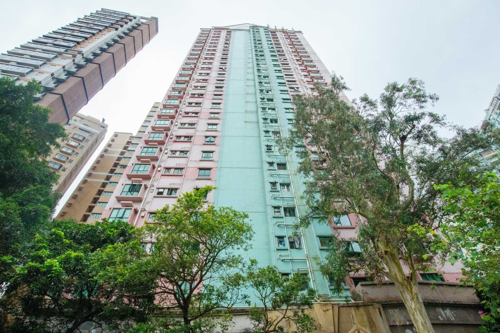 萬信台 Monmouth Place | 28跑馬地豪宅置業及投資地產平台