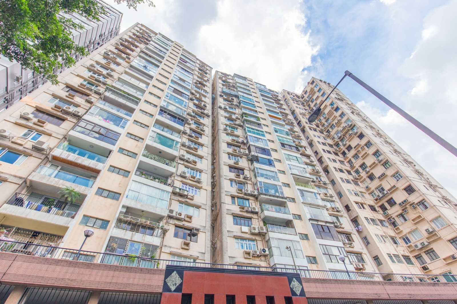 瑞士花園 Swiss Towers | 28跑馬地豪宅置業及投資地產平台