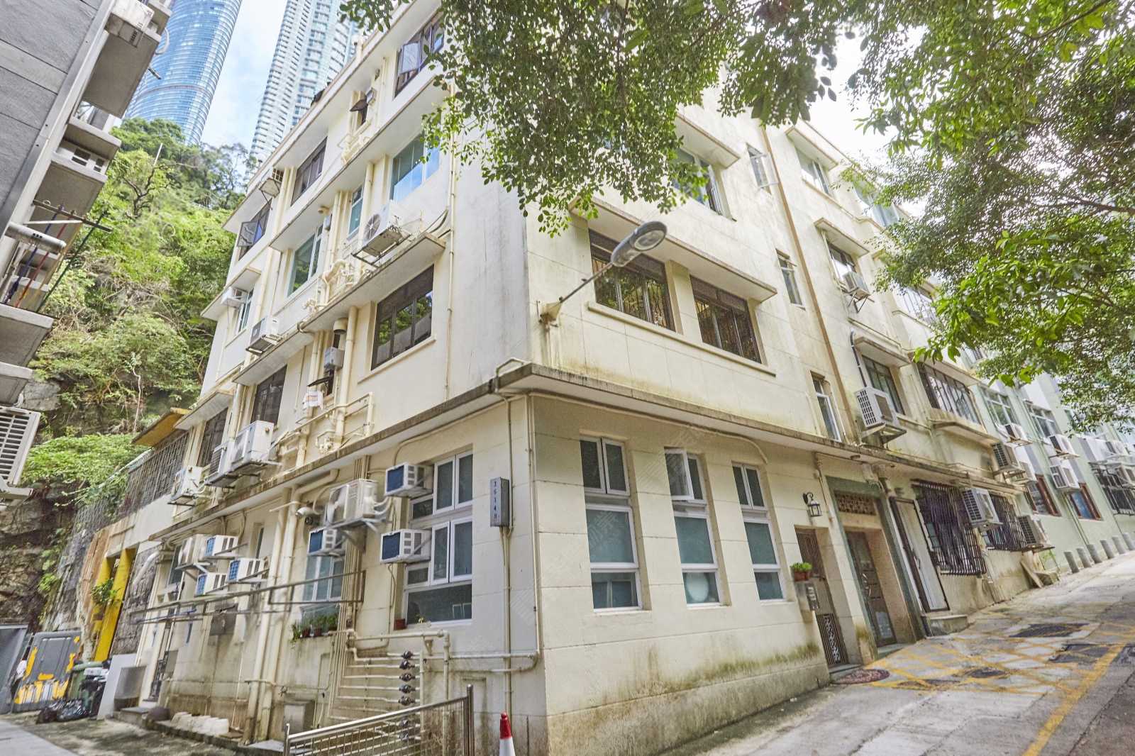 山村台15號 15 Village Terrace | 28跑馬地豪宅置業及投資地產平台